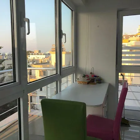 Arty Kyrenia דירה *