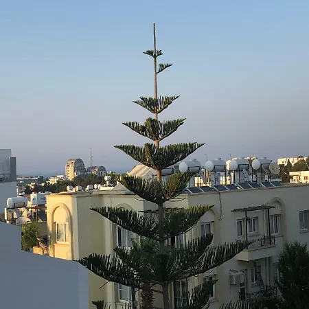 Arty Kyrenia דירה *