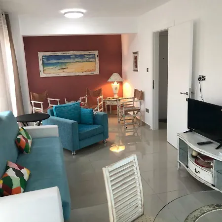 Arty Kyrenia דירה *